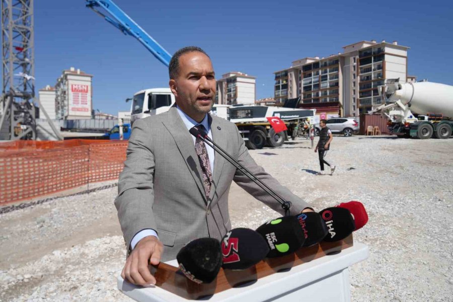 Niğde’de Tapu Ve Kadastro Hizmet Binasının Temeli Atıldı