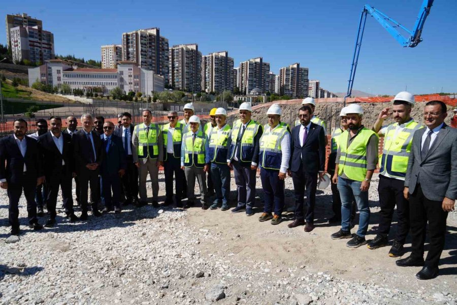 Niğde’de Tapu Ve Kadastro Hizmet Binasının Temeli Atıldı