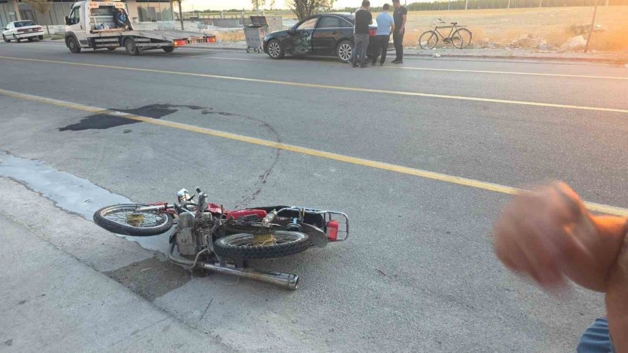 Aksaray’da Otomobil İle Motosiklet Çarpıştı: 1 Ağır Yaralı