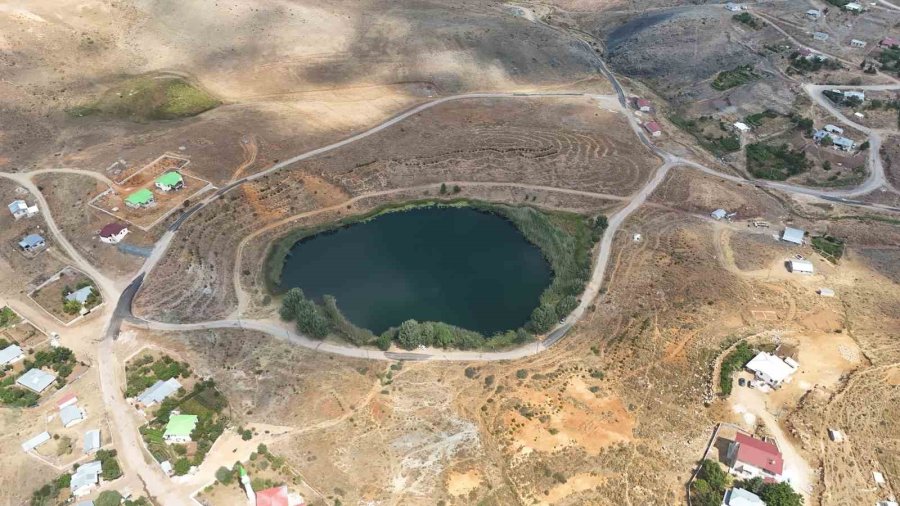 Torosların Zirvesindeki Güzellikler Dipsizgöl Ve Eğrigöl