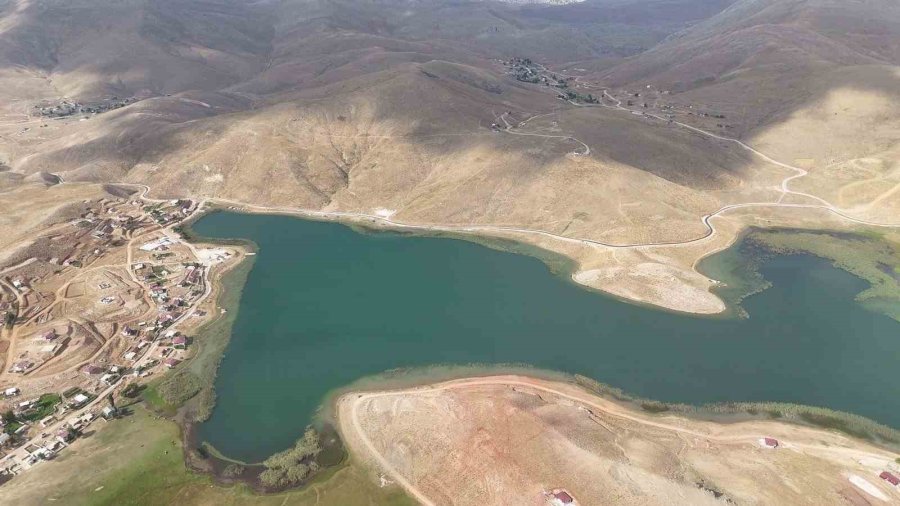 Torosların Zirvesindeki Güzellikler Dipsizgöl Ve Eğrigöl
