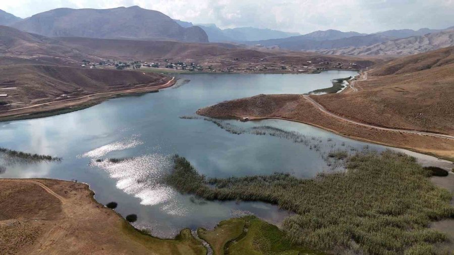 Torosların Zirvesindeki Güzellikler Dipsizgöl Ve Eğrigöl
