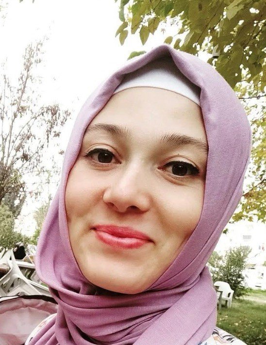 İki Çocuk Annesi Emine Hemşireye Son Görev