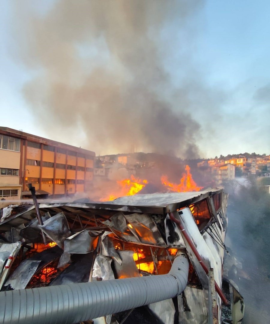 Konya’da Silah Fabrikasında Korkutan Yangın