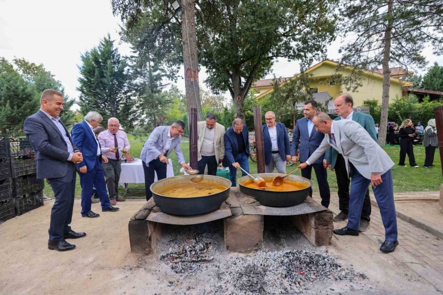 Meram Bağı’nda Kazanlar Dördüncü Kez Kuruldu