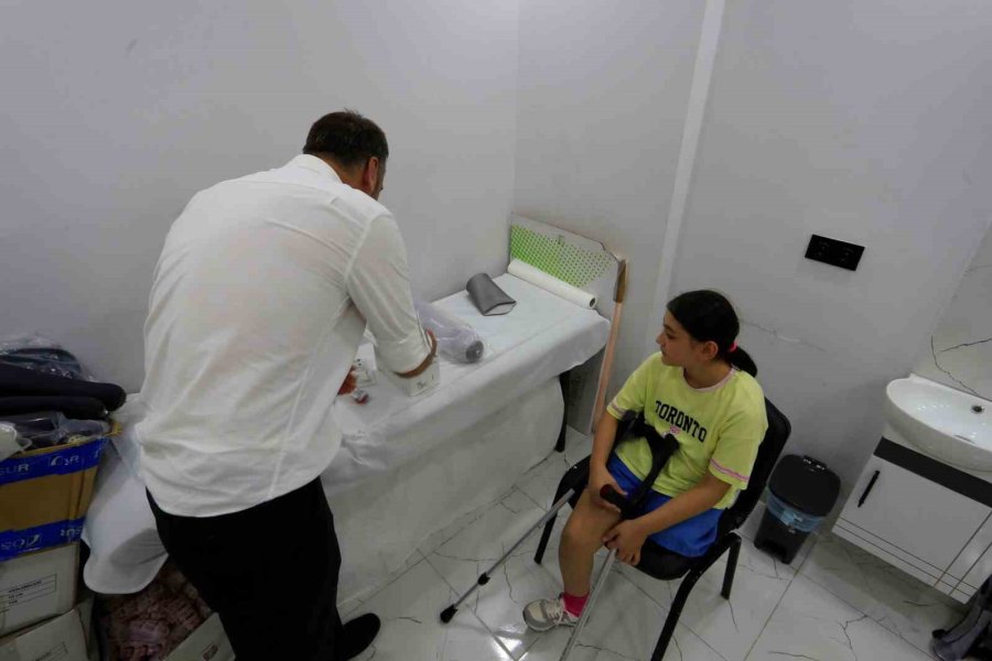 Özge Protez Bacağına Kavuşuyor Okula Gitmek İçin Gün Sayıyor