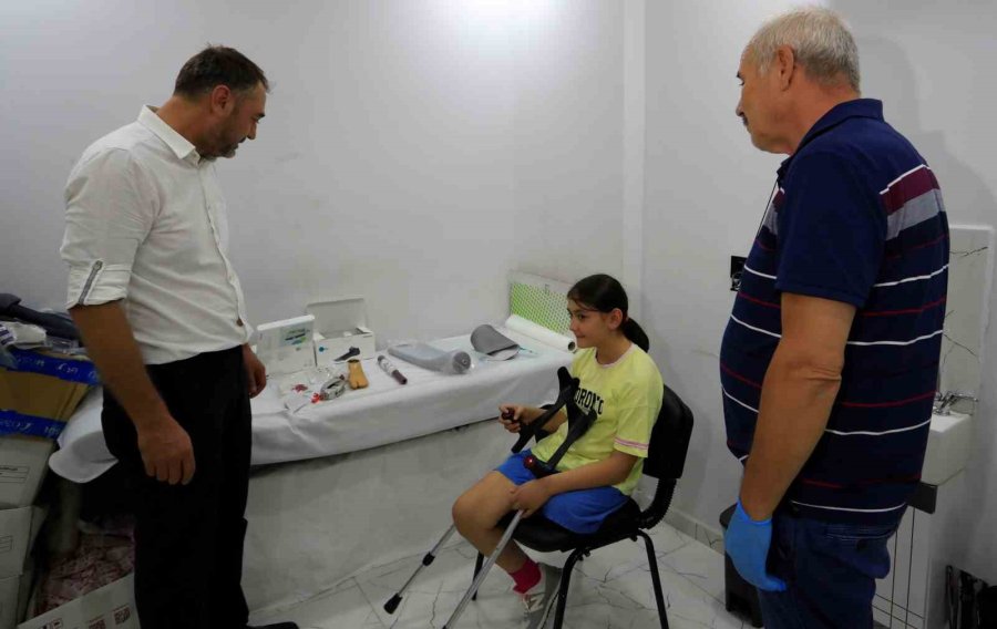 Özge Protez Bacağına Kavuşuyor Okula Gitmek İçin Gün Sayıyor