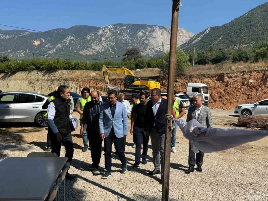 Elmalı-finike Arası 35 Dakikaya İnecek