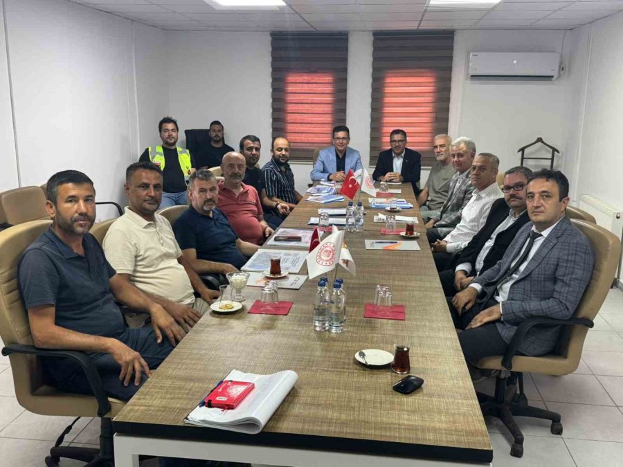 Elmalı-finike Arası 35 Dakikaya İnecek