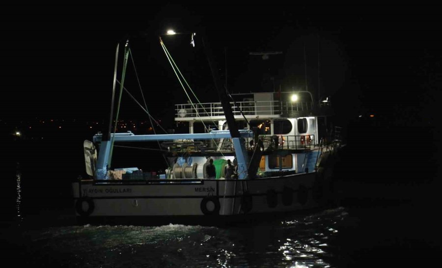 Akdenizli Balıkçılar ’vira Bismillah’ Dedi