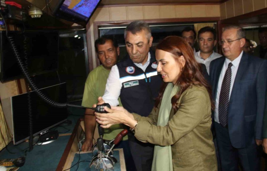 Akdenizli Balıkçılar ’vira Bismillah’ Dedi