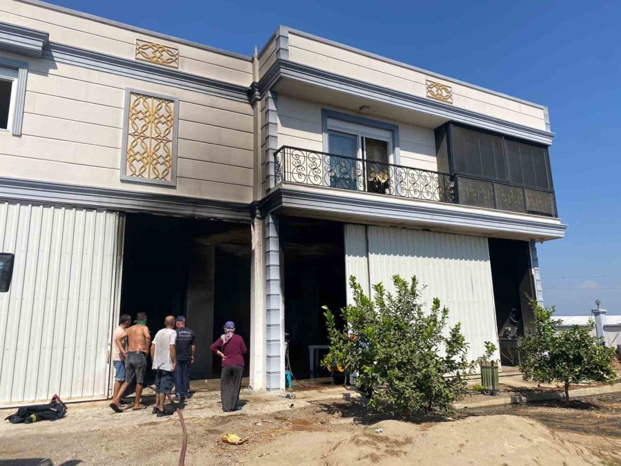 Serik’te Evin Deposunda Çıkan Yangın Söndürüldü