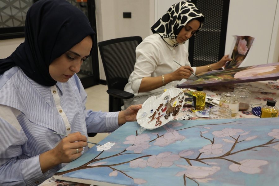 Ali Ulvi Kurucu Gençlik Merkezi’nde Güz Dönemi Kayıtları Başlıyor