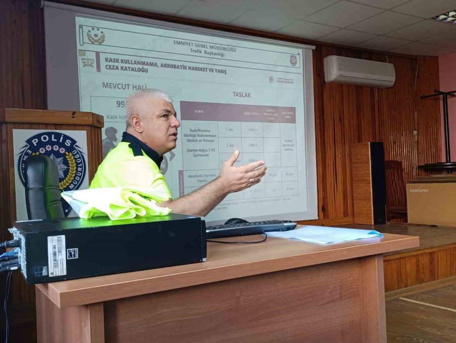 Silifke’de Motokuryelere Trafik Eğitimi