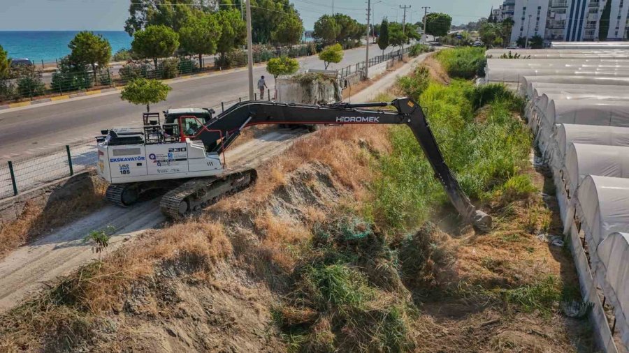 Asat’tan Yağmur Sezonu Öncesi Hat Temizliği Çalışması