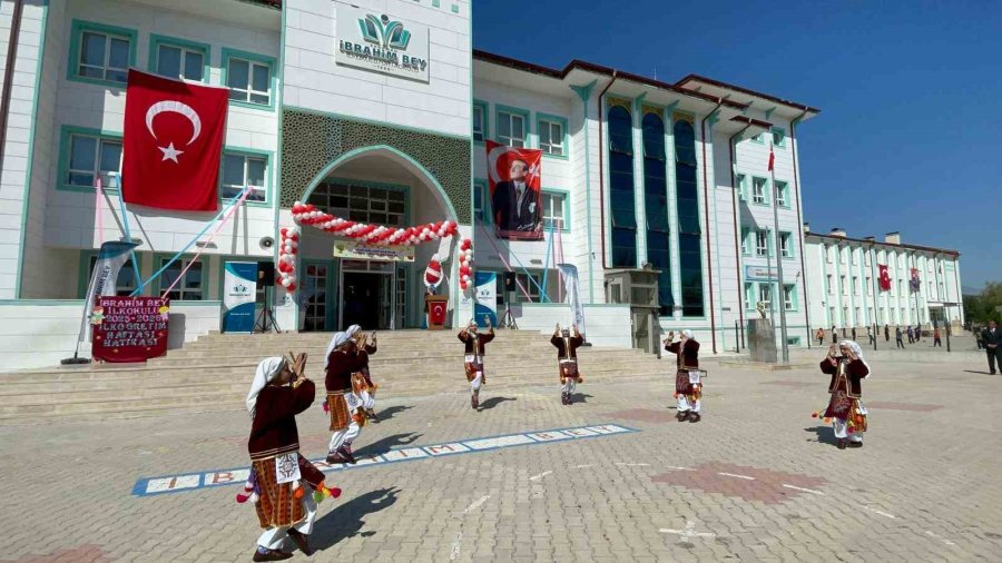 Karaman’da İlköğretim Haftası Kutlandı