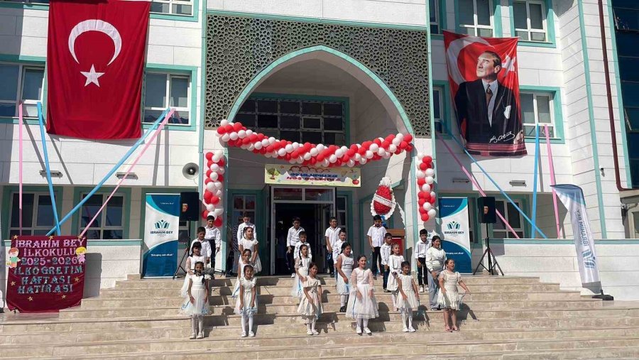 Karaman’da İlköğretim Haftası Kutlandı