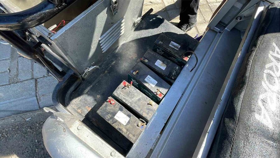 Akülerin Üzerinde Unutulan Cep Telefonu Patladı