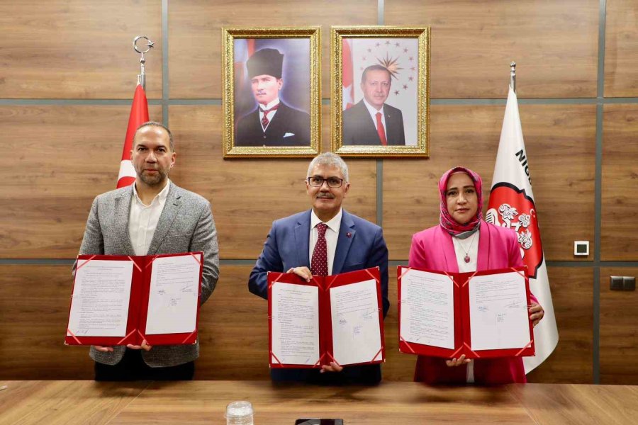 Niğde’de Öğrencilerin Sanatsal Ve Sosyal Gelişimi İçin İş Birliği Protokolü