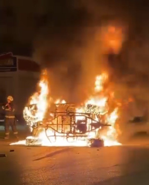 Antalya’da Devrilerek Alev Alev Yanan Utv’nin Sürücüsü Hayatını Kaybetti