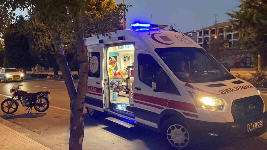 Otomobil, Çarptığı Motosikleti 70 Metre Sürükledi: 1 Yaralı