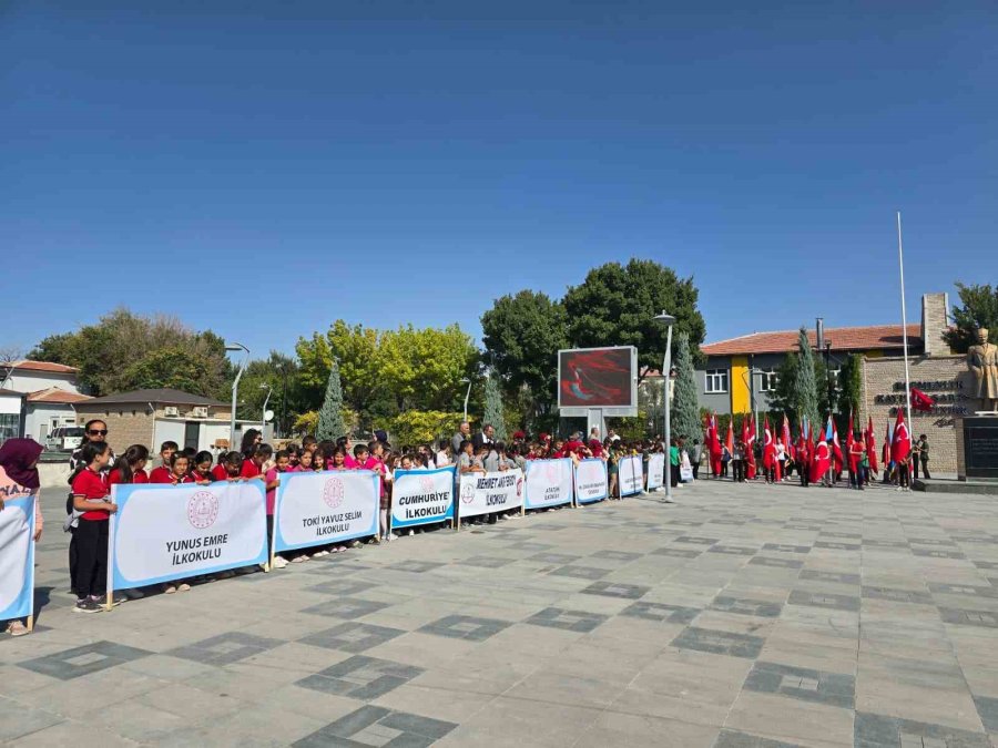 Karapınar’da İlköğretim Haftası Kutlandı