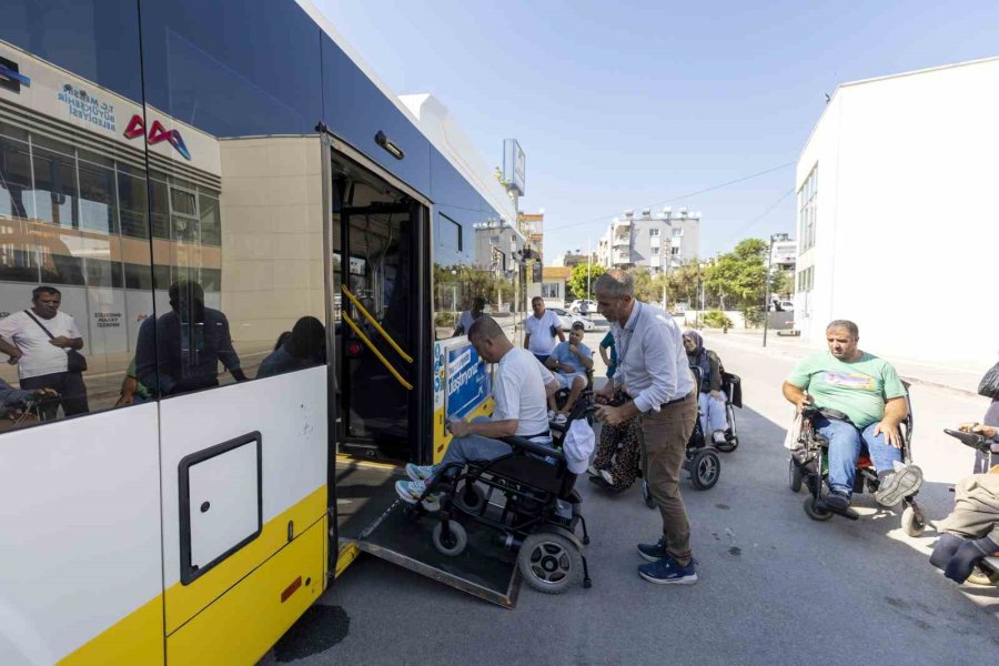 Mersin’de Avrupa Hareketlilik Haftası’nda Özel Bireylere Güvenli Ulaşım Eğitimi