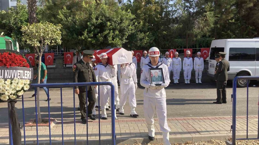 Şehit Uzman Çavuş Son Yolculuğuna Uğurlandı