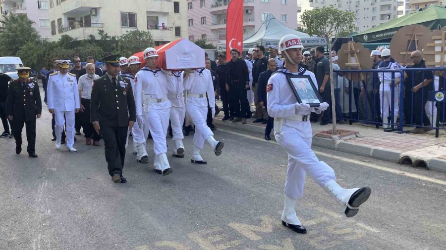Şehit Uzman Çavuş Son Yolculuğuna Uğurlandı