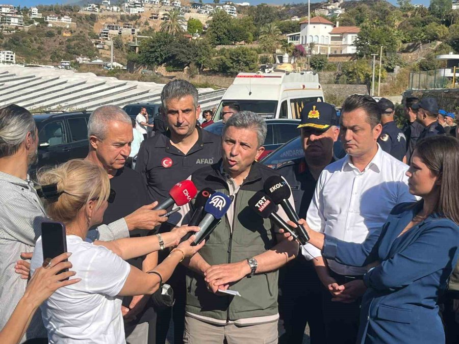 Antalya Valisi Şahin: "yeni Bir Rüzgar Atağı Olmazsa Birkaç Saat İçinde İyi Haber Vereceğim"