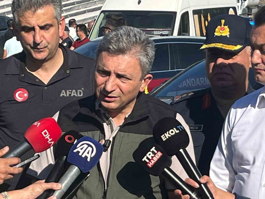 Antalya Valisi Şahin: "yeni Bir Rüzgar Atağı Olmazsa Birkaç Saat İçinde İyi Haber Vereceğim"