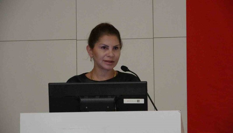 Mersin’de Sağlık Personeli Kök Hücre Bağışı İçin Sıraya Girdi