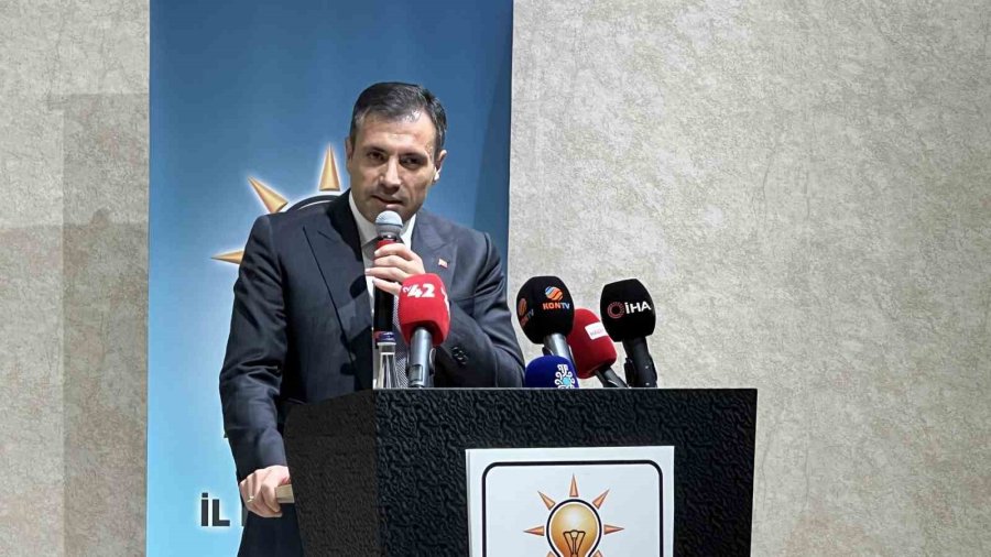 Konya Ak Parti Muhtarlarla Bir Araya Geldi