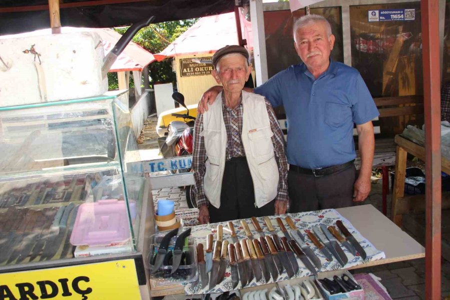 Kuzca’da 200 Yıllık Bıçak Geleneği Teknolojiye Direniyor