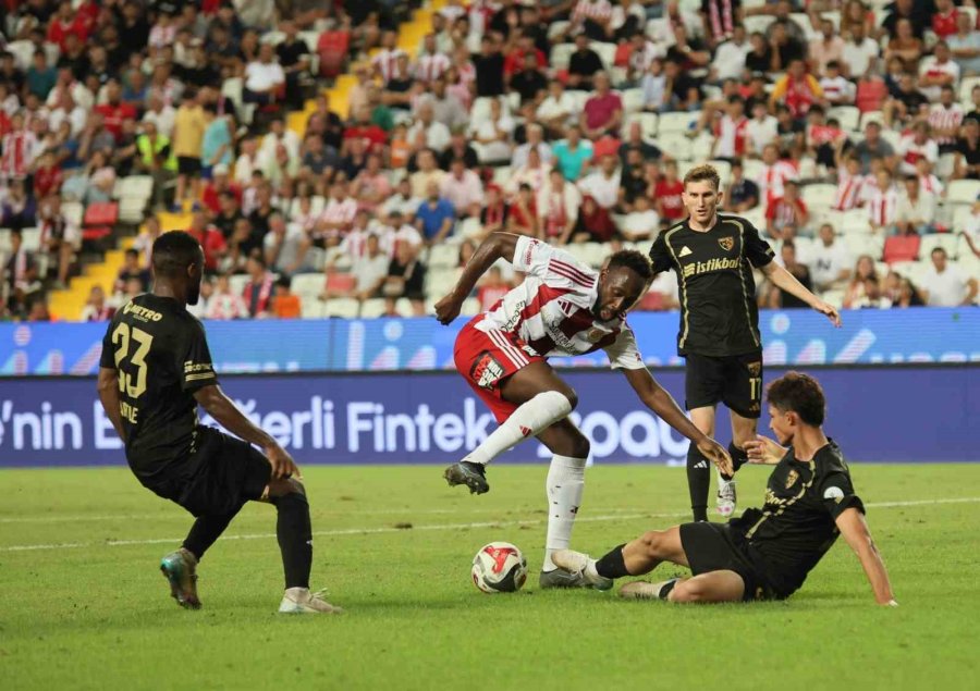 Trendyol Süper Lig: Antalyaspor: 1 - Kayserispor: 1 (maç Sonucu)