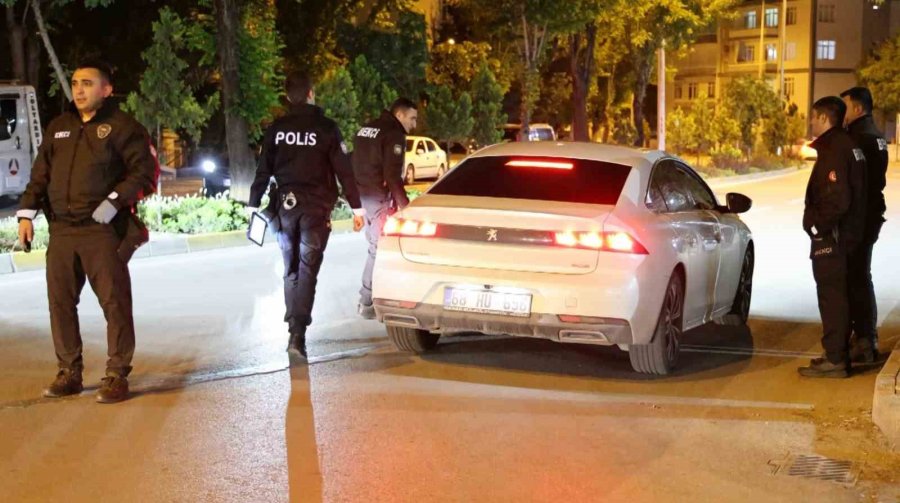 Aksaray’da Asayiş Ve Trafik Uygulamaları Aralıksız Sürüyor