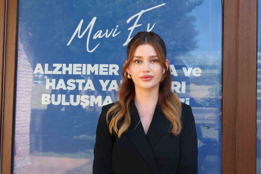 Alzheimer Hastaları Mavi Ev’de Huzur Buluyor