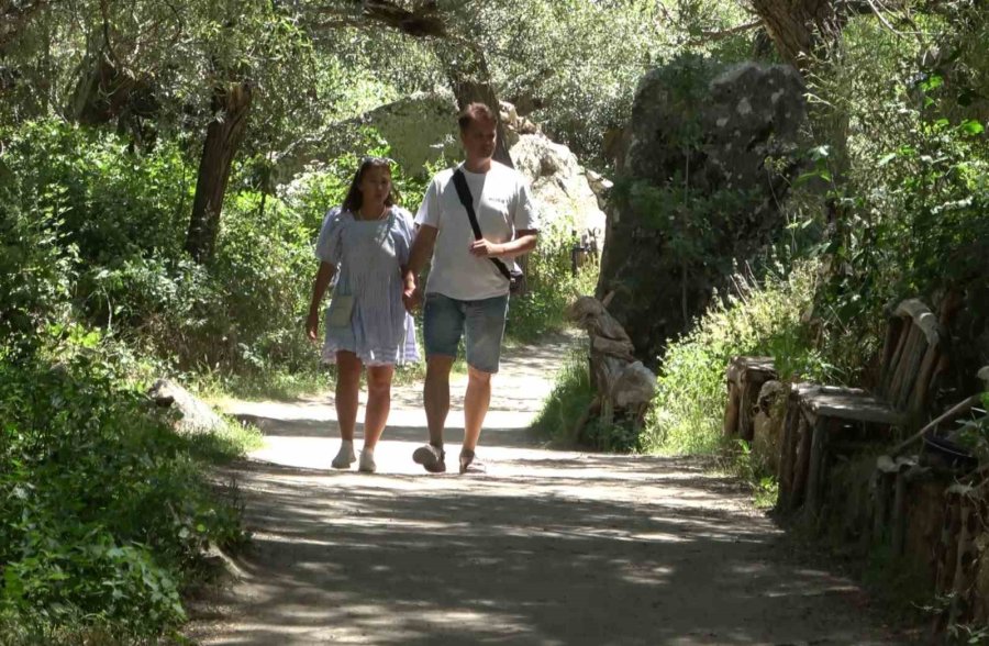 Dünyanın En Büyük 2. Kanyon Vadisi Ziyaretçilerini Ağırlıyor