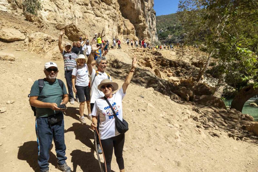 Mersin’de Avrupa Hareketlilik Haftasında ’tarihi Kilikya Yolu Yürüyüşü’