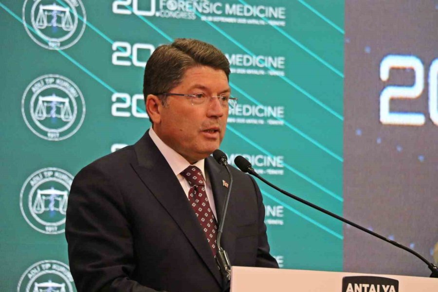 Bakan Tunç: "gazze’deki Soykırım Uluslararası Mahkemelerin İnandırıcılığını Kaybettiğini Bütün Dünyaya Göstermiş Durumda"