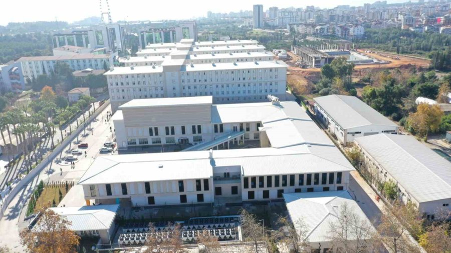 Antalya’da Gsb Yurtları Başvuruların Yüzde 98,9’unu Karşıladı