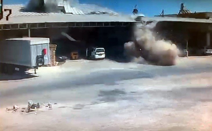 Demre’de Toptancı Halinde Patlama: 1 Ölü, 3 Yaralı