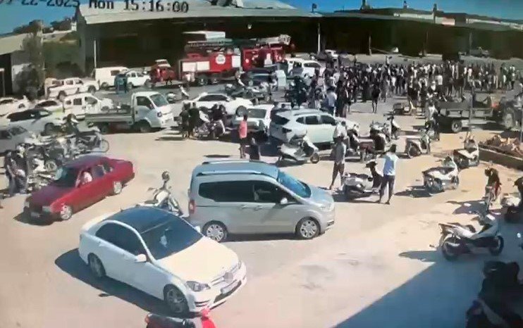 Demre’de Toptancı Halindeki İş Yerinde Patlama Meydana Geldi