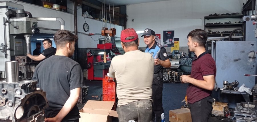 Toplum Destekli Polislik Ekiplerinden ’güvenlik’ Bilgilendirmesi