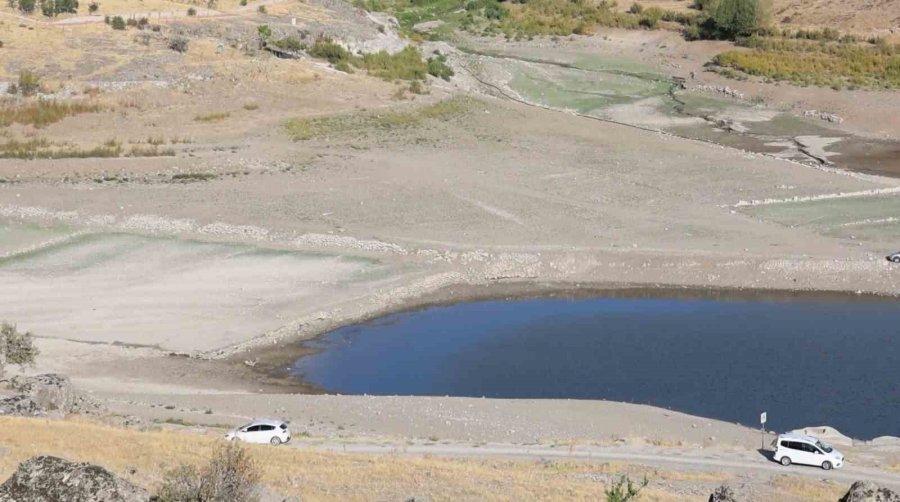 Güzelyurt Göletinde Su Seviyesi Dörtte Üç Azaldı