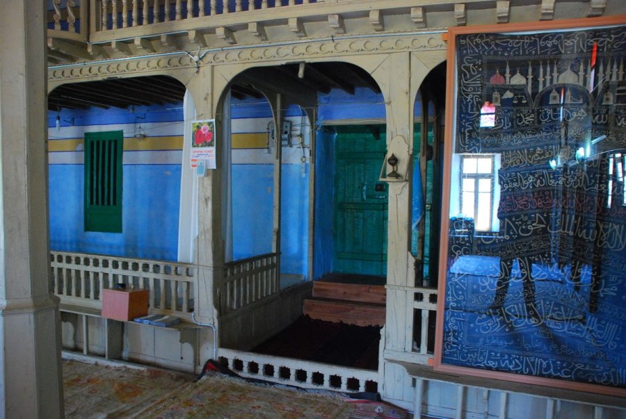 Restorasyonu Tamamlanan Tarihi Sarıhacılar Camisi Emanet Eserlerini Bekliyor