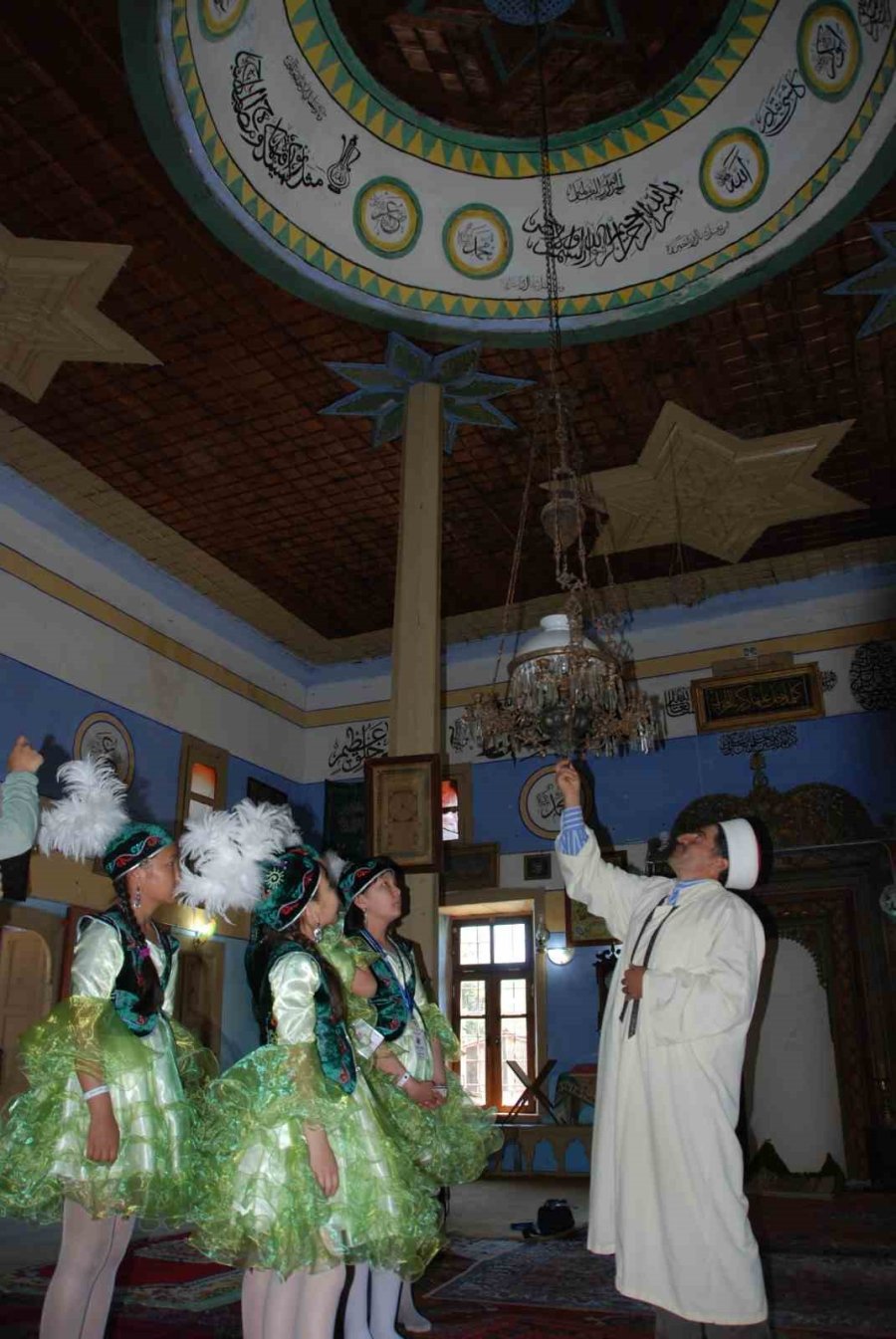 Restorasyonu Tamamlanan Tarihi Sarıhacılar Camisi Emanet Eserlerini Bekliyor