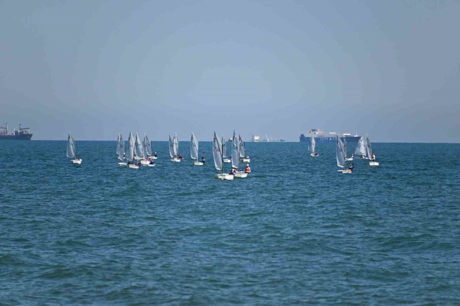 Mersin’de Anadolu Yelken Ligi Finali Heyecan Dolu Yarışlarla Tamamlandı