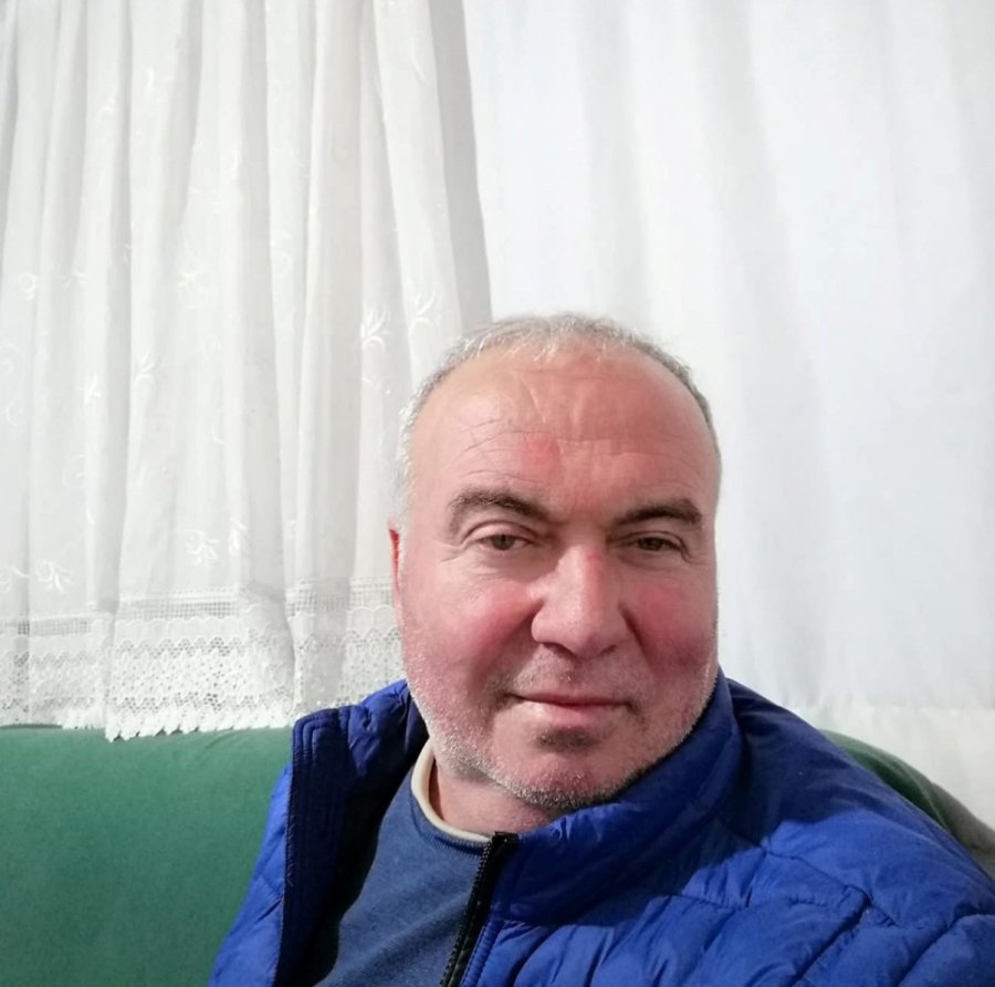 Antalya’da Park Halindeki Otomobilin Arka Koltuğunda Ölü Bulundu