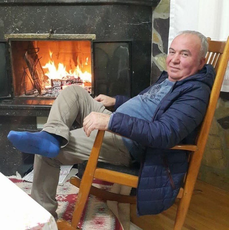 Antalya’da Park Halindeki Otomobilin Arka Koltuğunda Ölü Bulundu